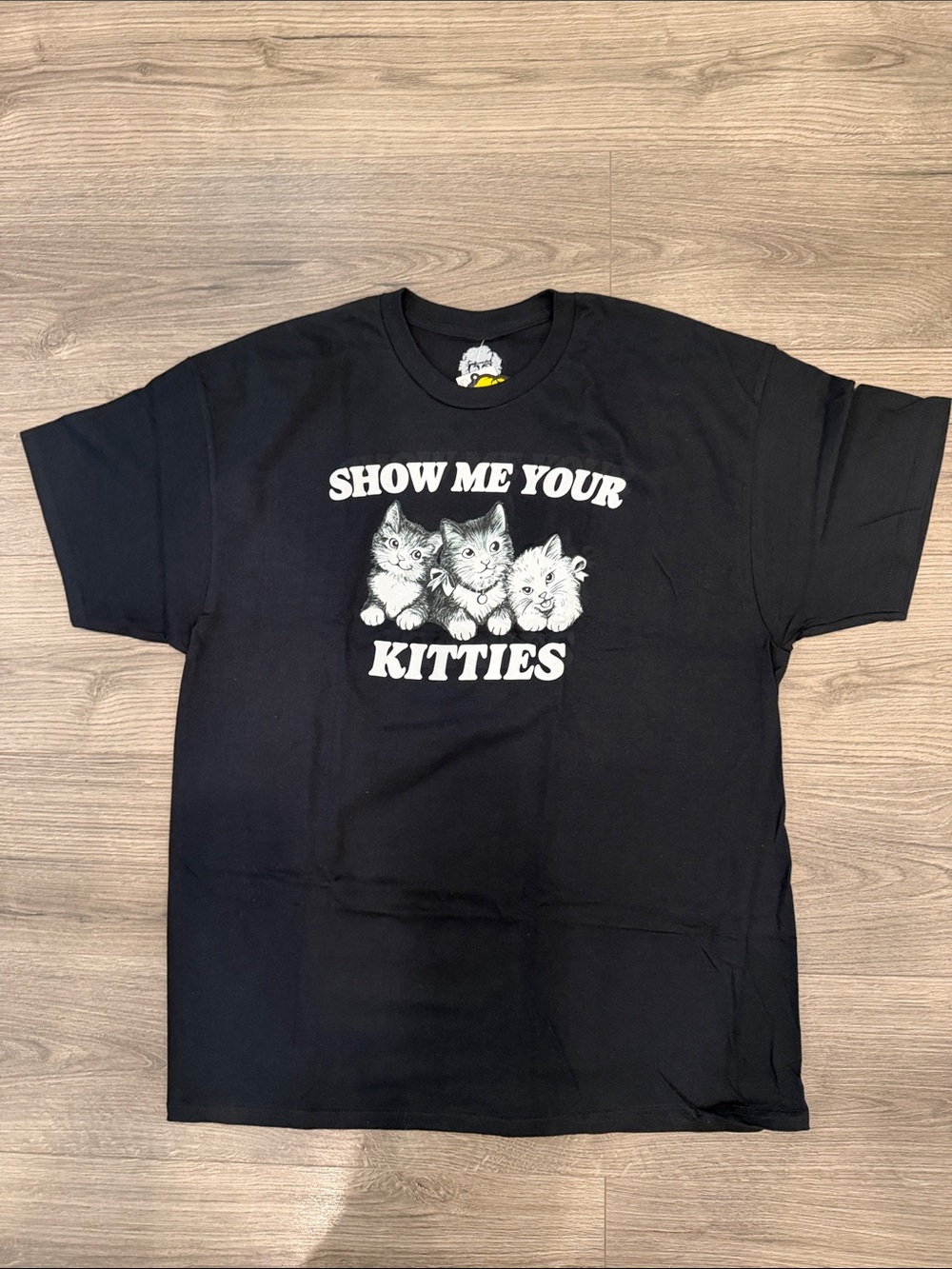 Danny Duncan Shoe Me Your Kittens Tee Men’s Size Extra Large